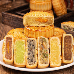 New Multi-Flavor Mooncake Gift Box