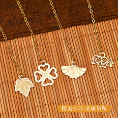 Creative Chinese Style Hollow Brass Pendant Bookmark