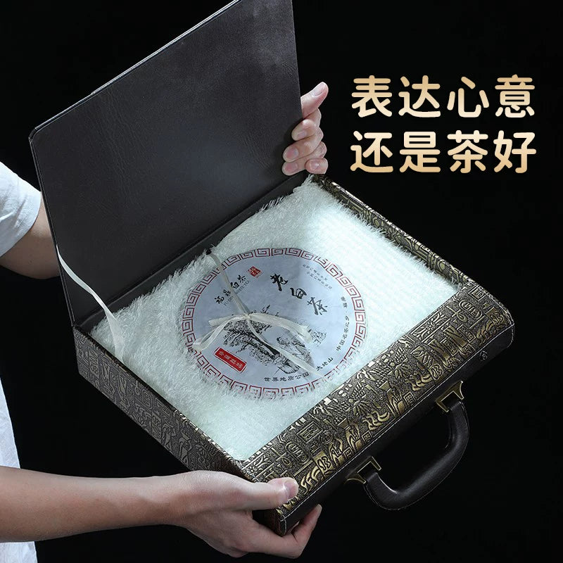 中秋节礼盒送礼亲戚福鼎白茶礼盒装老寿眉贡眉陈年老白茶饼357g