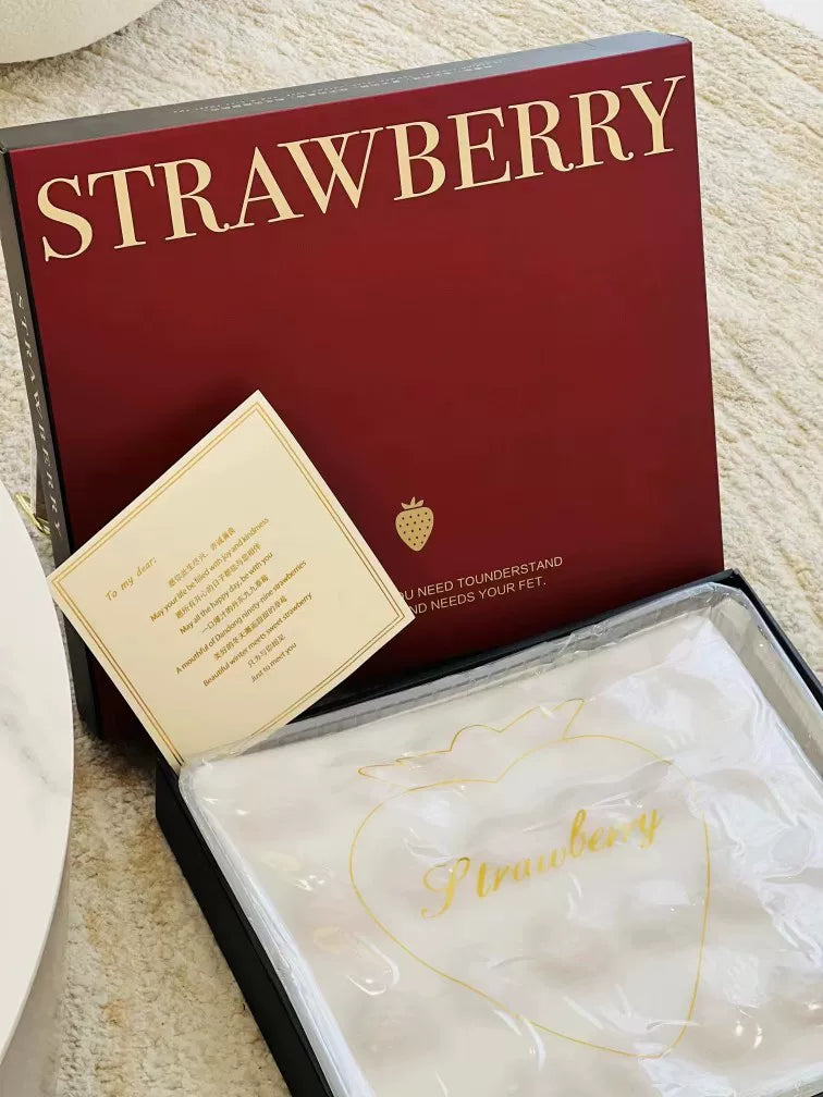 Dandong “99” Premium Strawberry Gift Box